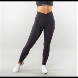 Alphalete Surface Path Legging